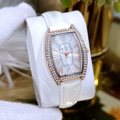Girls Diamond Strap Watch – Premium Quality